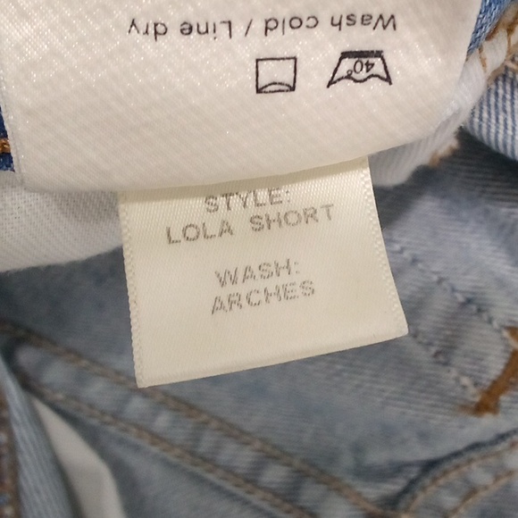 Reformation Lola Denim Jean Short - Picture 5 of 10